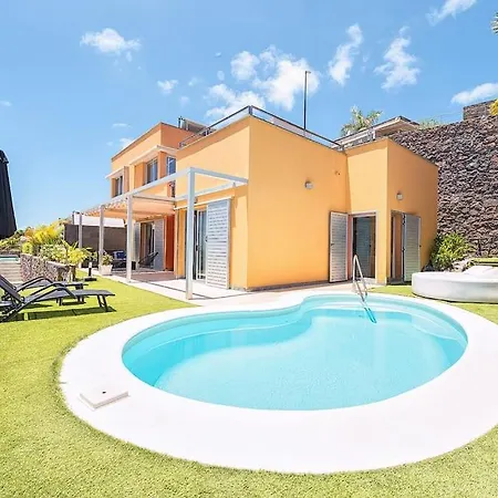 Calma Ii By Tenproperties Villa